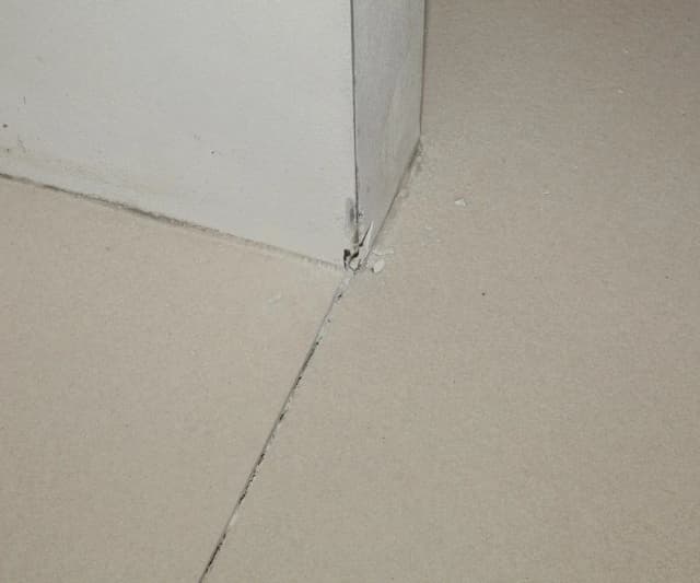 Jak zrobić dylatacje w wylewce, aby uniknąć pęknięć i uszkodzeń