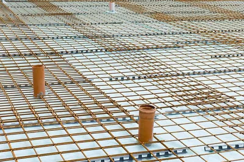 Jakie pręty na zbrojenie fundamentów – uniknij kosztownych błędów