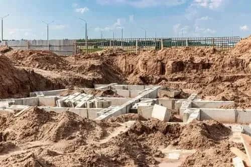 Ile m3 betonu na fundamenty? Oblicz dokładnie potrzebną ilość