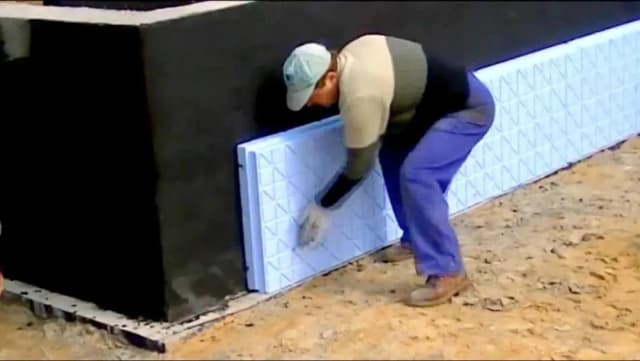 Jaki styrodur na fundamenty? Wybierz najlepszy dla swojego projektu