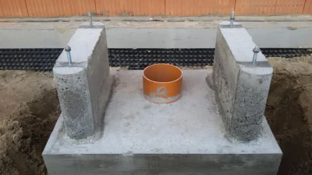 Jak zrobić fundament pod pompę ciepła - uniknij najczęstszych błędów