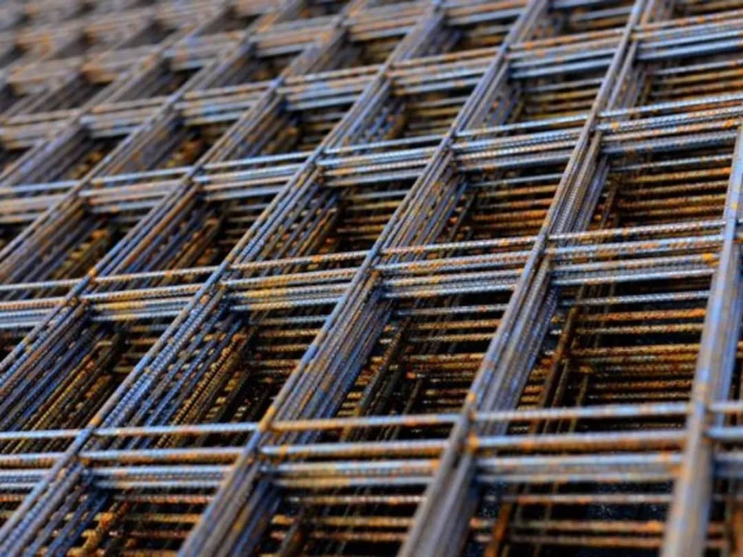 Jaką siatkę zbrojeniową do wylewek wybrać, aby uniknąć pęknięć?