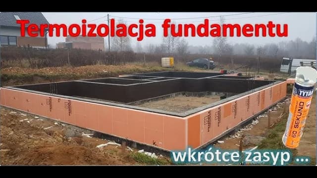 Jakiej grubości styrodur na fundamenty? Uniknij błędów w izolacji